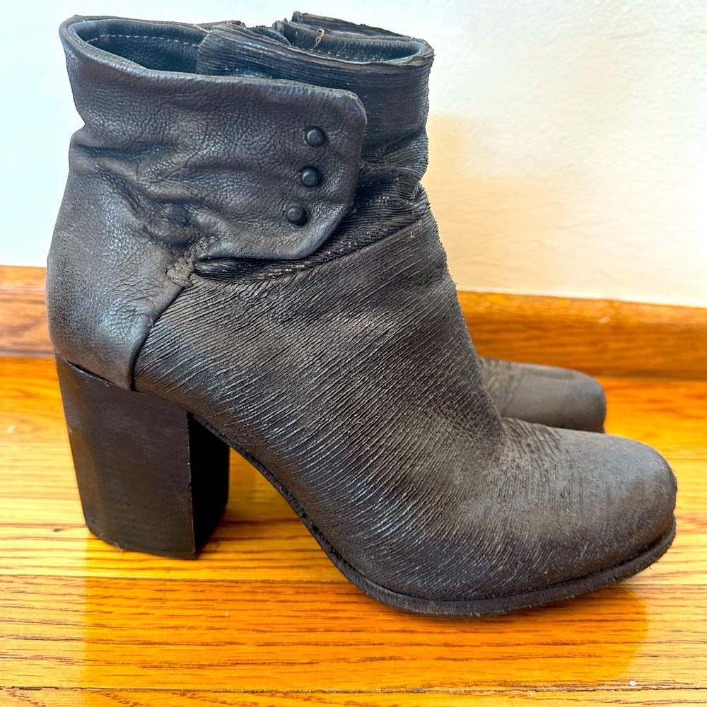 Black Leather custom made Italian boots